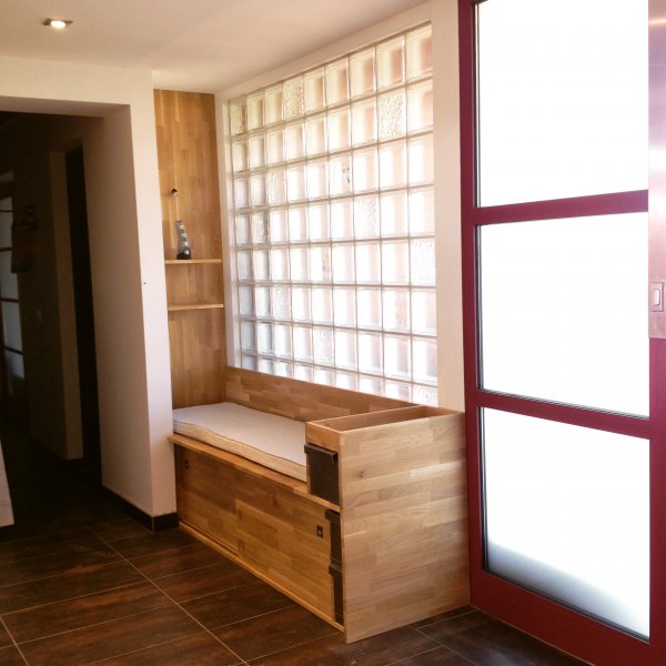 Agencement et décoration salon et entrée